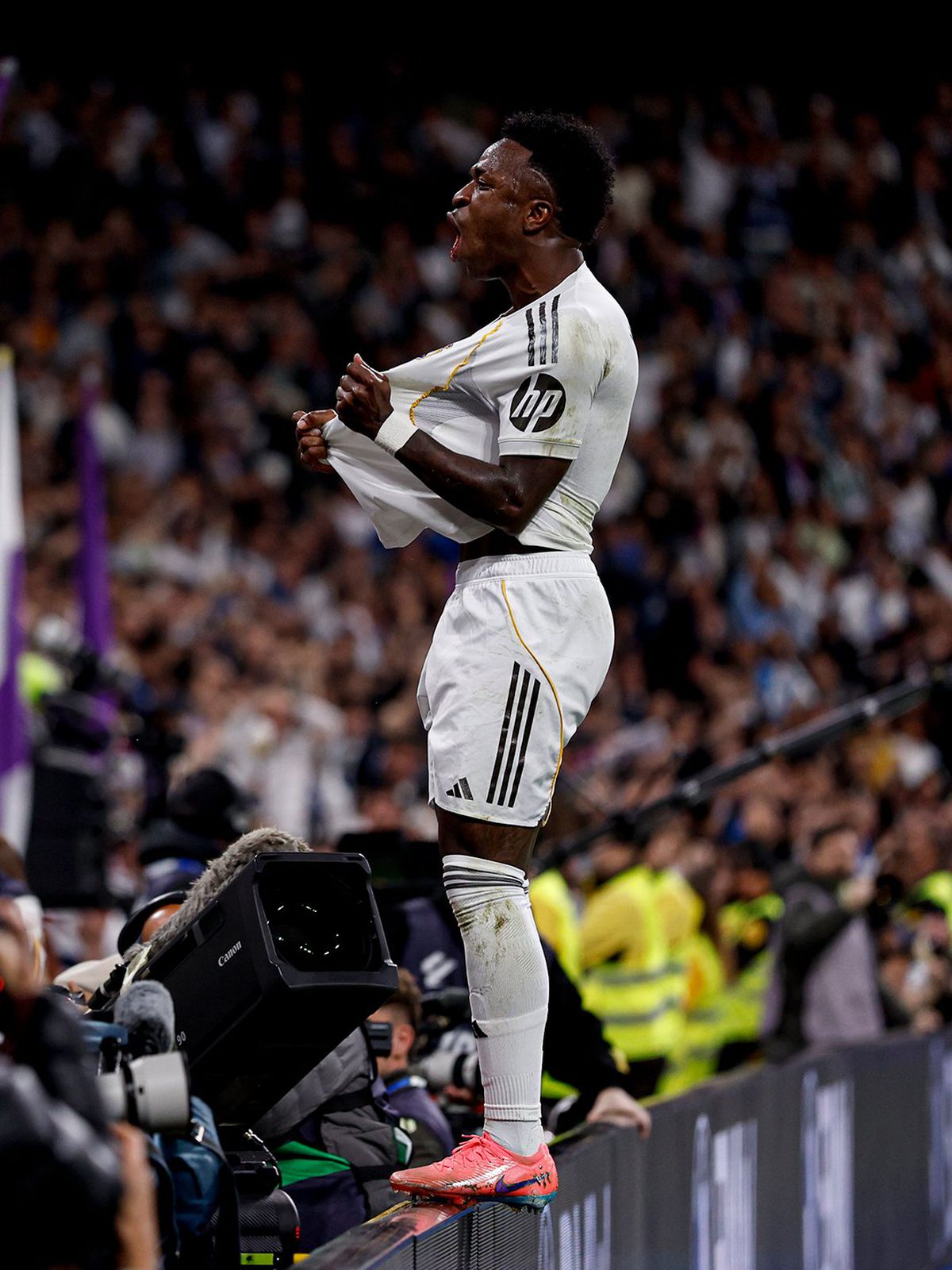 Așa arată un derby! Real Madrid - Atletico a avut de toate: 5 goluri și ocazii imense