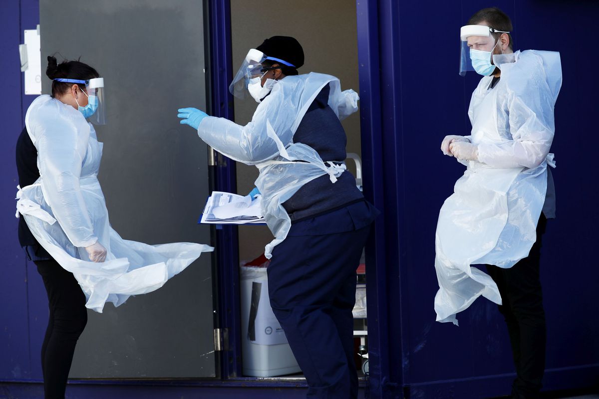 CORONAVIRUS. Viorel Cataramă, după ce a încercat să se infecteze intenționat: „Am temperatură, dureri în piept și nasul înfundat”