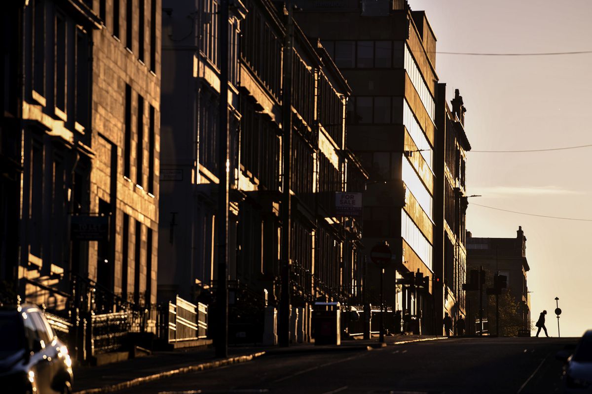 BUNDESLIGA. Un specialist german trage un semnal de alarmă după anunțul reluării campionatului: „Plămânii pot suferi leziuni grave”