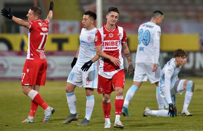 Cât de scăzut e nivelul în Liga 1? Un fost jucător dă cărțile pe față: „Nu vreau să jignesc pe nimeni, dar e o mare diferenţă faţă de acum 10 ani”