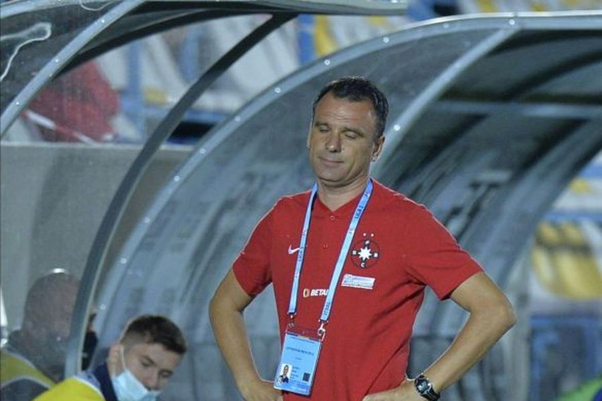 „Sacrificat” cu 7 minute înainte de pauza meciului Clinceni - FCSB!