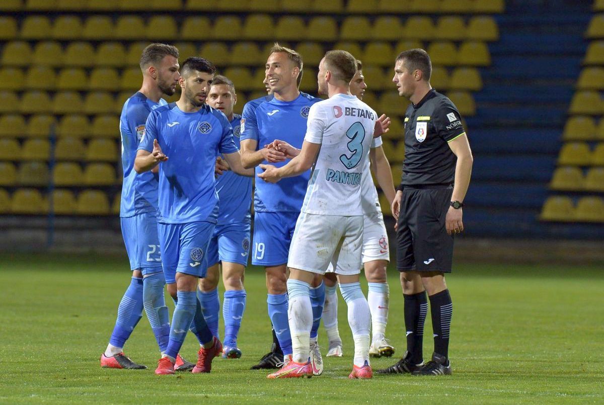 Ilie Poenaru nu și-a menajat jucătorii după Clinceni - FCSB: „Au fost greșeli personale și lipsă de atitudine”