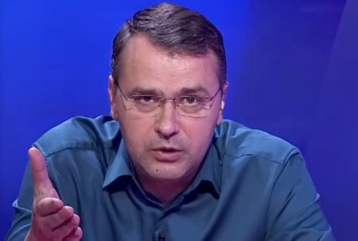 Vali Moraru, dezlănțuit în direct, după Gaz Metan - Dinamo: „Trăim o farsă! I-o plăcea și domnului Iorgulescu, pus șef la LPF, în crâșmă, de niște oameni politici?”