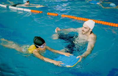 Cât costă să faci sport în România? » Episodul 2: ÎNOT. Taxe lunare duble față de fotbal pentru visul de a deveni noul David Popovici