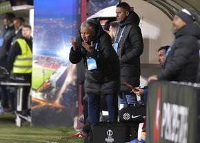 Petrescu a cerut, Varga s-a împrumutat, înaintea derby-ului cu FCSB. Jucătorii au primit 1.000.000 de euro!