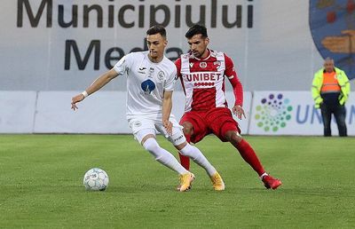 Chin și cu ciuca bătăilor » Dinamo a avut doar 3 șuturi cadrate la Mediaș și a tras de timp în prelungiri!