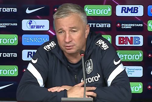 Dan Petrescu (54 de ani), antrenorul lui CFR Cluj, s-a plâns de arbitraj și după amicalul cu Dinamo Kiev, 0-0. Două zile mai târziu, „Bursucul” face un pas înapoi.