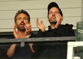 Afacere imorală? Actorul Ryan Reynolds e în centrul atenției, după ce și-a vândut clubul de fotbal unui gigant