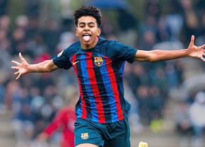 A debutat la Barcelona la doar 15 ani și povestește emoțiile trăite: „Aveam urechile înfundate, nu auzeam nimic. Am terminat meciul foarte obosit”