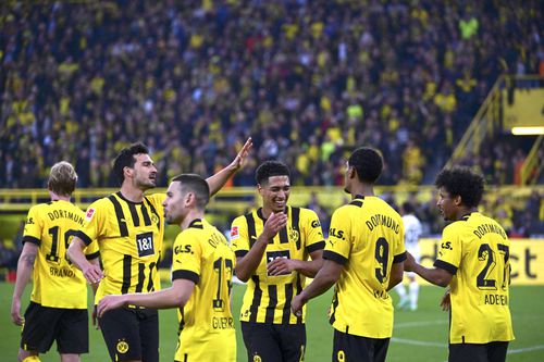 Borussia Dortmund a câștigat cu Eintracht Frankfurt, scor 4-0, în etapa #29 din Bundesliga. Galben-negrii au trecut pe primul loc, după ce Bayern a pierdut cu Mainz, scor 1-3/ foto: Imago Images