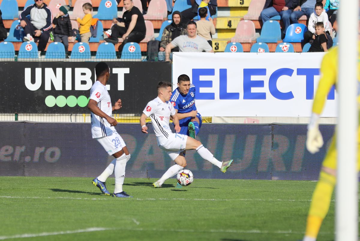 FCU Craiova, lovită de ghinion cu Botoșani! Lupta pentru barajul de Conference League se aprinde + clasamentul din play-out