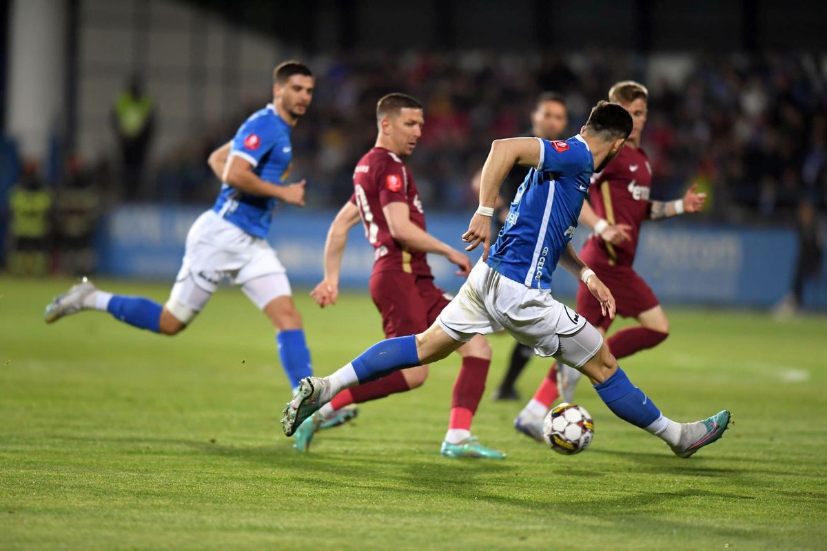 „Nu-i faci asta lui Hagi” » Dan Petrescu i-a șocat până și pe comentatori după Farul - CFR Cluj