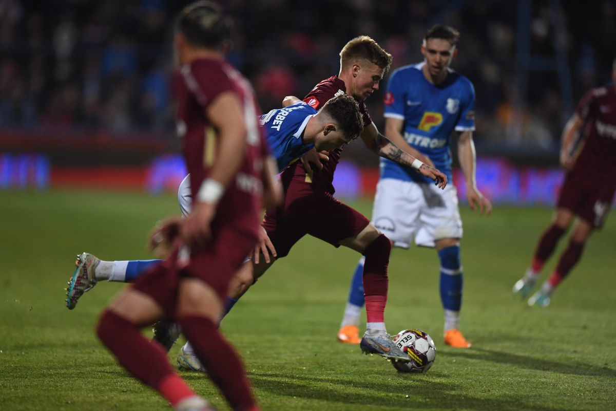 Farul - CFR Cluj 1-0 » Pas mare spre titlu! Băluță și Mazilu fac KO apărarea campioanei și aduc 3 puncte de aur