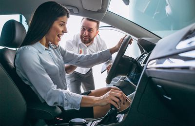 Ce trebuie să știi înainte să închiriezi o mașină