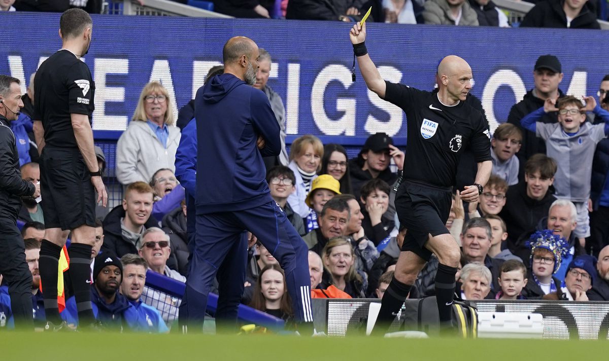 Scandal de arbitraj la Nottingham - Everton