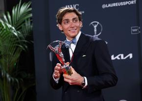 Armand Duplantis, Sportivul Anului la Gala Laureus, și crezul său: „Nu îți poți permite să-ți fie frică. Asta te-ar distruge”