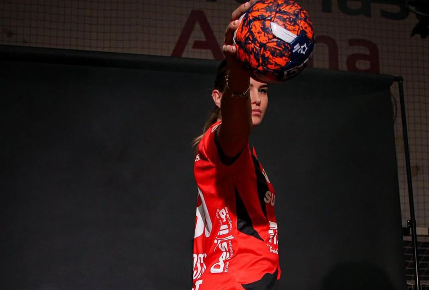 Natalia, în tricoul Gloriei Bistrița