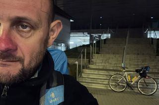 Un suporter a mers 500 de kilometri cu bicicleta la meciul din Superliga, iar la întoarcere a fost dat jos din tren! Motivul e de necrezut