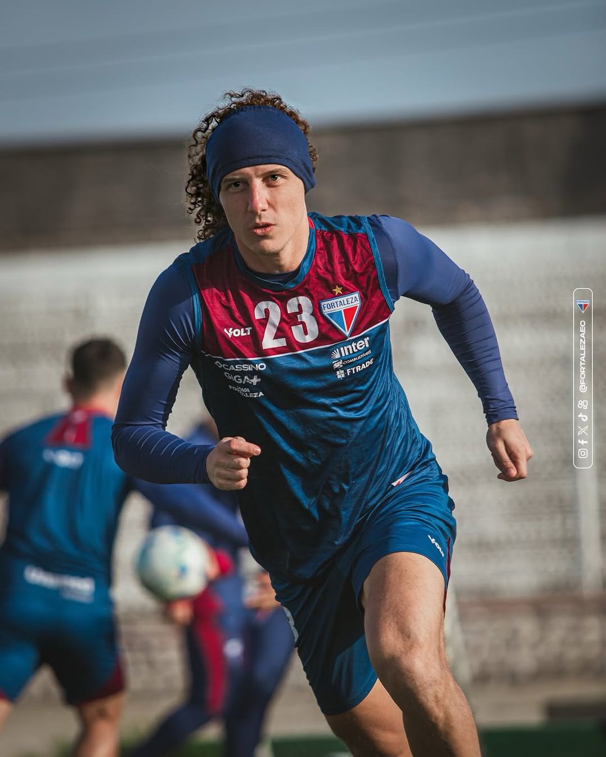 Fostul star de la Chelsea și Arsenal, de nerecunoscut » A ajuns viral în țara natală