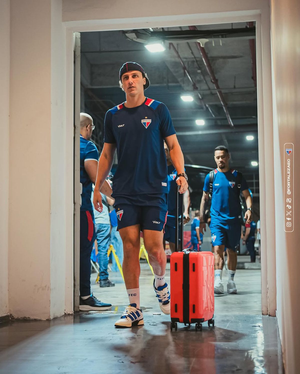 Fostul star de la Chelsea și Arsenal, de nerecunoscut » A ajuns viral în țara natală