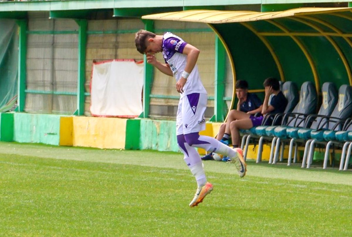 Adriano din Trivale » Noul pariu al clubului are 17 ani și visează să rupă plasele în Superligă: „Numele mă obligă la performanță!”