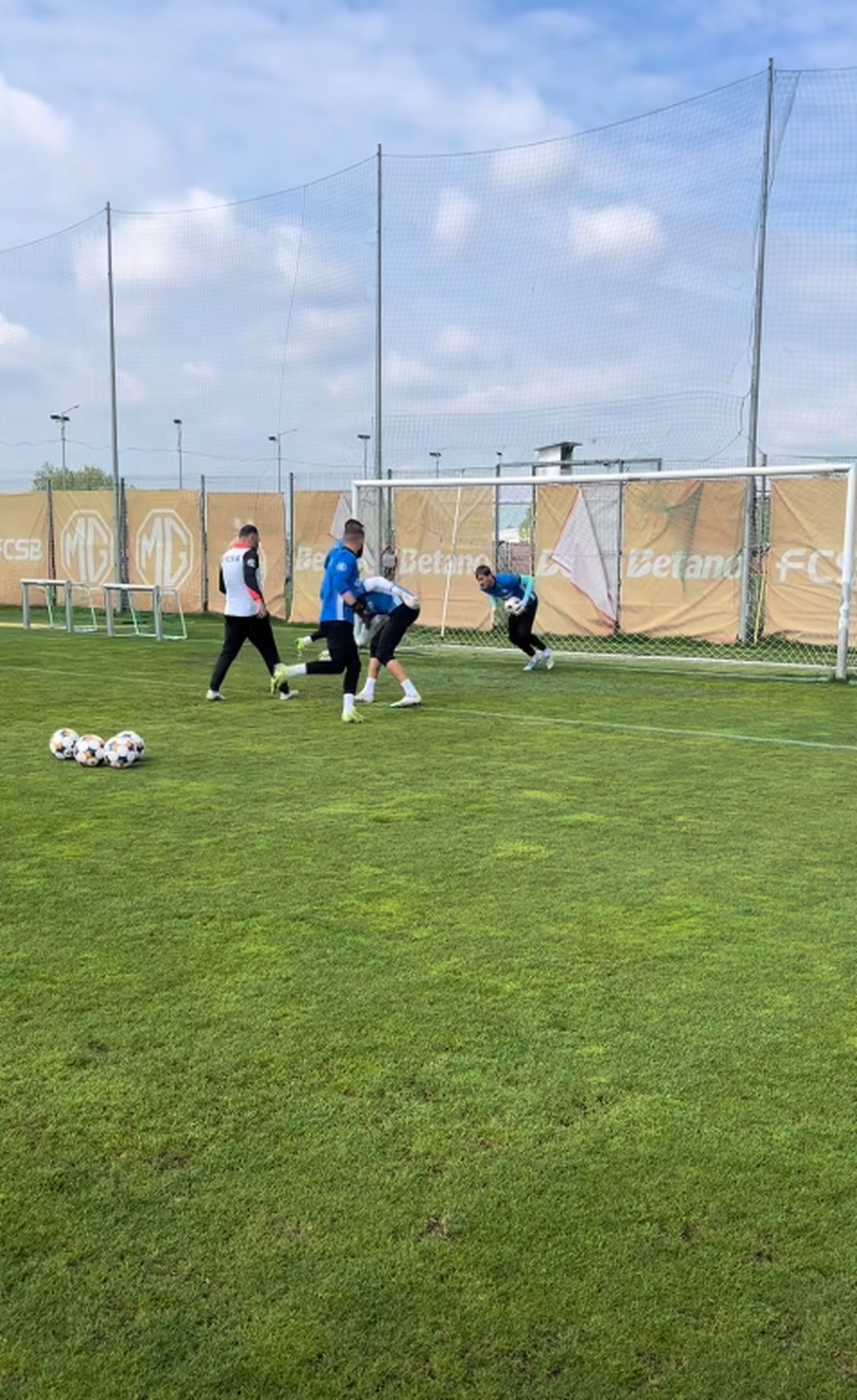 Primul antrenament după plecarea lui Mirel Rădoi de la FCSB