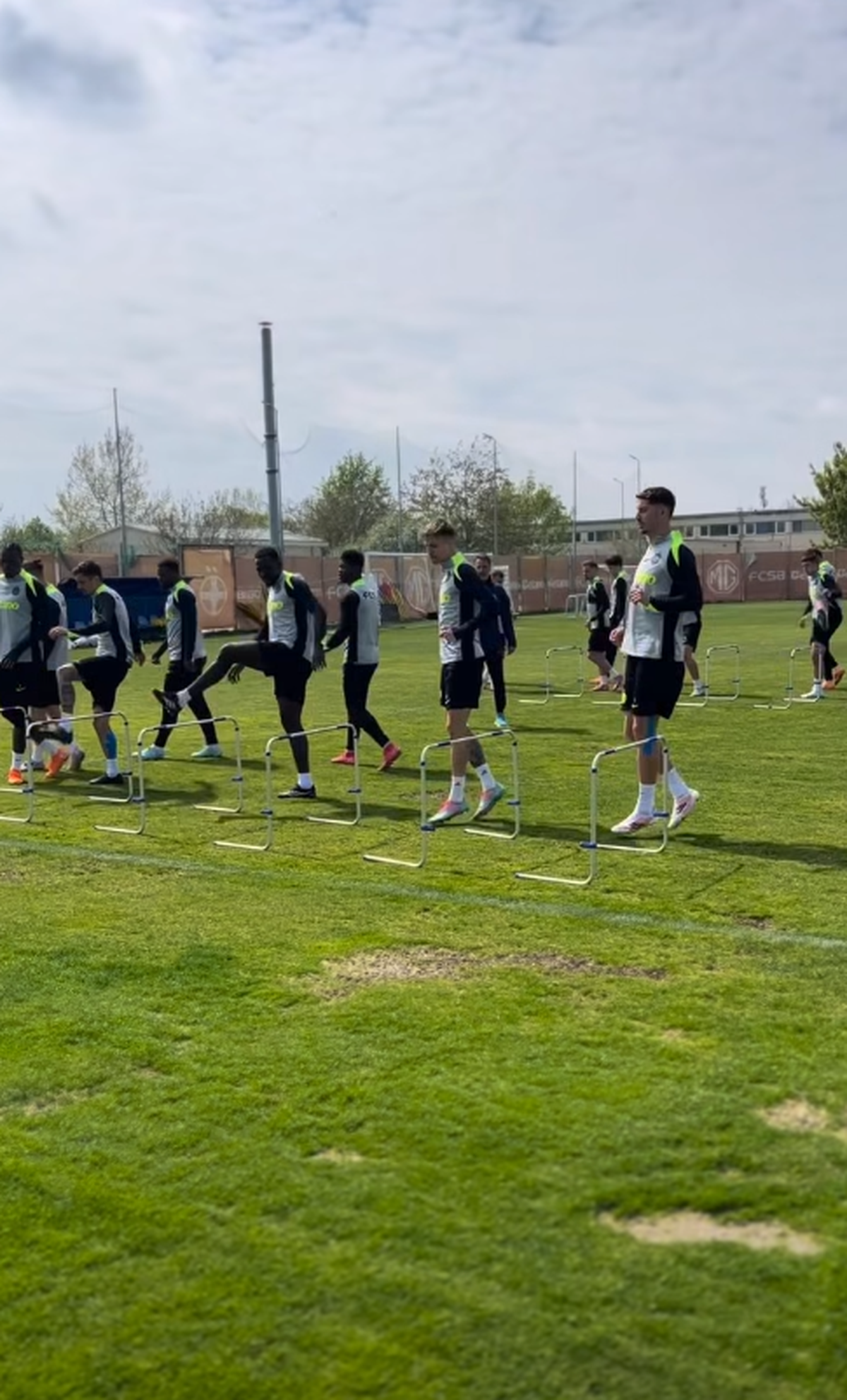 Primul antrenament după plecarea lui Mirel Rădoi de la FCSB