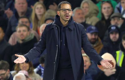 Rosenior îi desființează pe jucătorii lui Chelsea după a cincea înfrângere consecutivă în Premier League: „Ceva trebuie să se schimbe drastic”