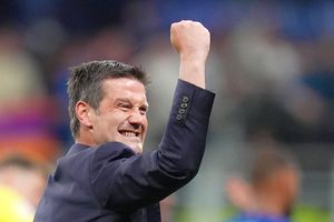 Cei 7 antrenori care au reușit dubla, titlu și Cupa, în Italia » Chivu poate intra pe o listă cu nume uriașe