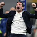 Cristi Chivu, sărbătorind calificarea dramatică a lui Inter în finala Cupei Italiei, după 3-2 în returul cu Como / Foto: Imago Images