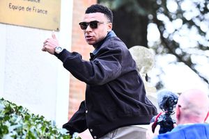 Kylian Mbappe „și-a validat” viitorul antrenor?! Gestul a aprins imaginația fanilor