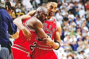 Michael Jordan împlinește azi 62 de ani! » 23 de lucruri neștiute: de ce a mituit un angajat al unui aeroport + Fobia cu care a rămas pe viață