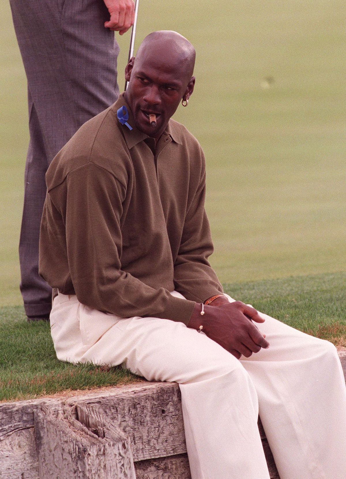 VIDEO Ziua în care Michael Jordan și-a umilit un rival » A aruncat cu ochii închiși la coș: „E pentru tine, iubire!”