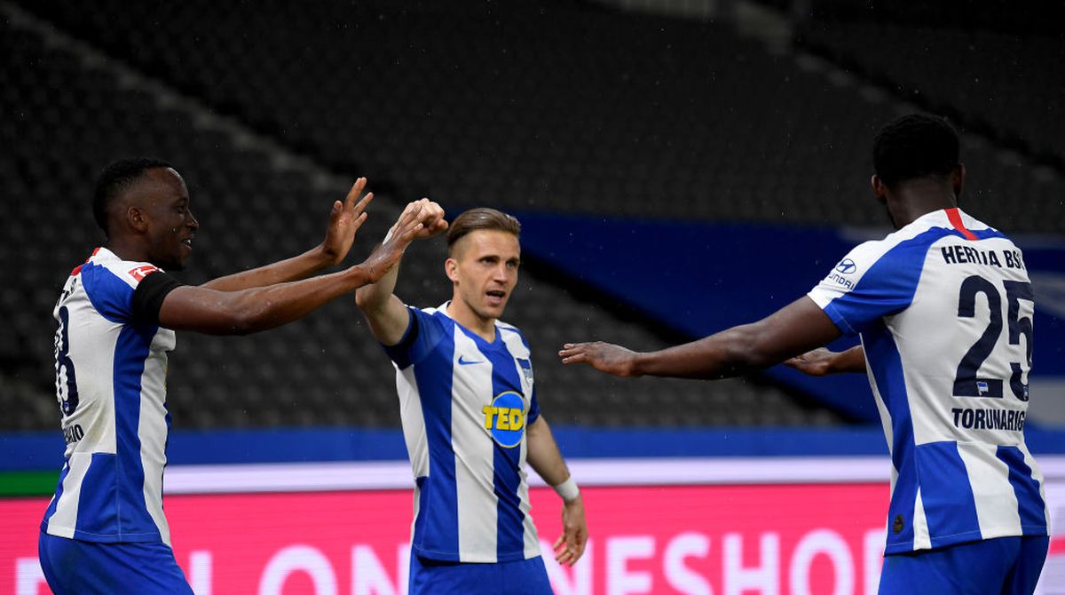 FOTO Poliția din Berlin nu respectă legile! Poză de grup la derby-ul Hertha - Union: „Este rușinos!”