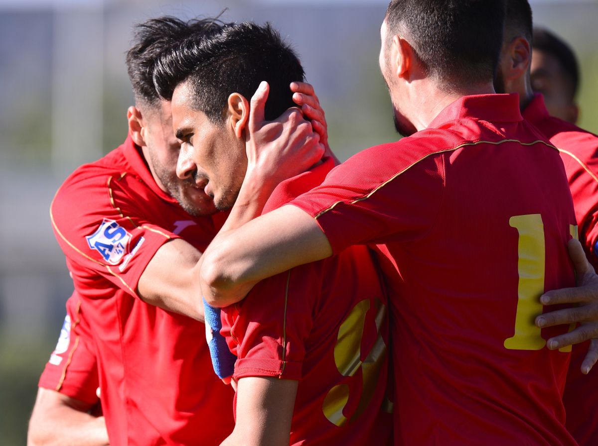 Căpitanul celor de la CSA Steaua nu l-a uitat pe Gigi Becali: „I-am spus că cine aleargă după 3 iepuri nu prinde niciunul!