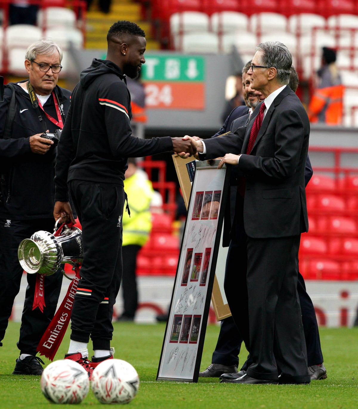 Origi, premiat pe Anfield Road