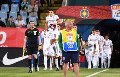 Omul-trofeu s-a răzgândit după FCSB - CFR Cluj și a anunțat că nu-i mai vine să se retragă: „Ah, vrea să continue?”