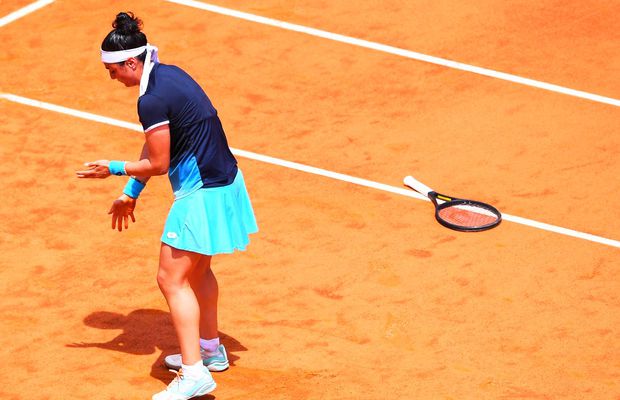 Prima mare surpriză pe tabloul feminin » Campioana de la Madrid, eliminată deși a câștigat primul set