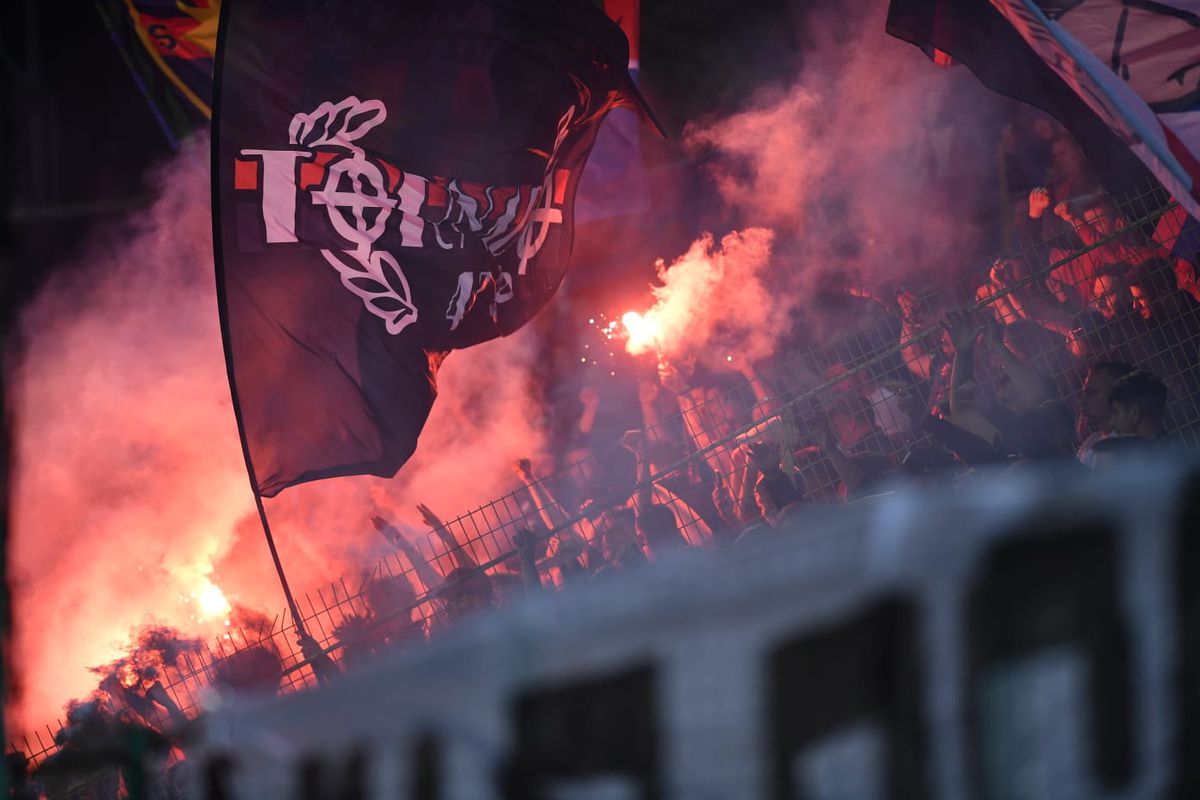 Ce nu s-a văzut la TV » Jucătorii de la FCSB, lăsați fără tricouri de Ghorghe Mustață