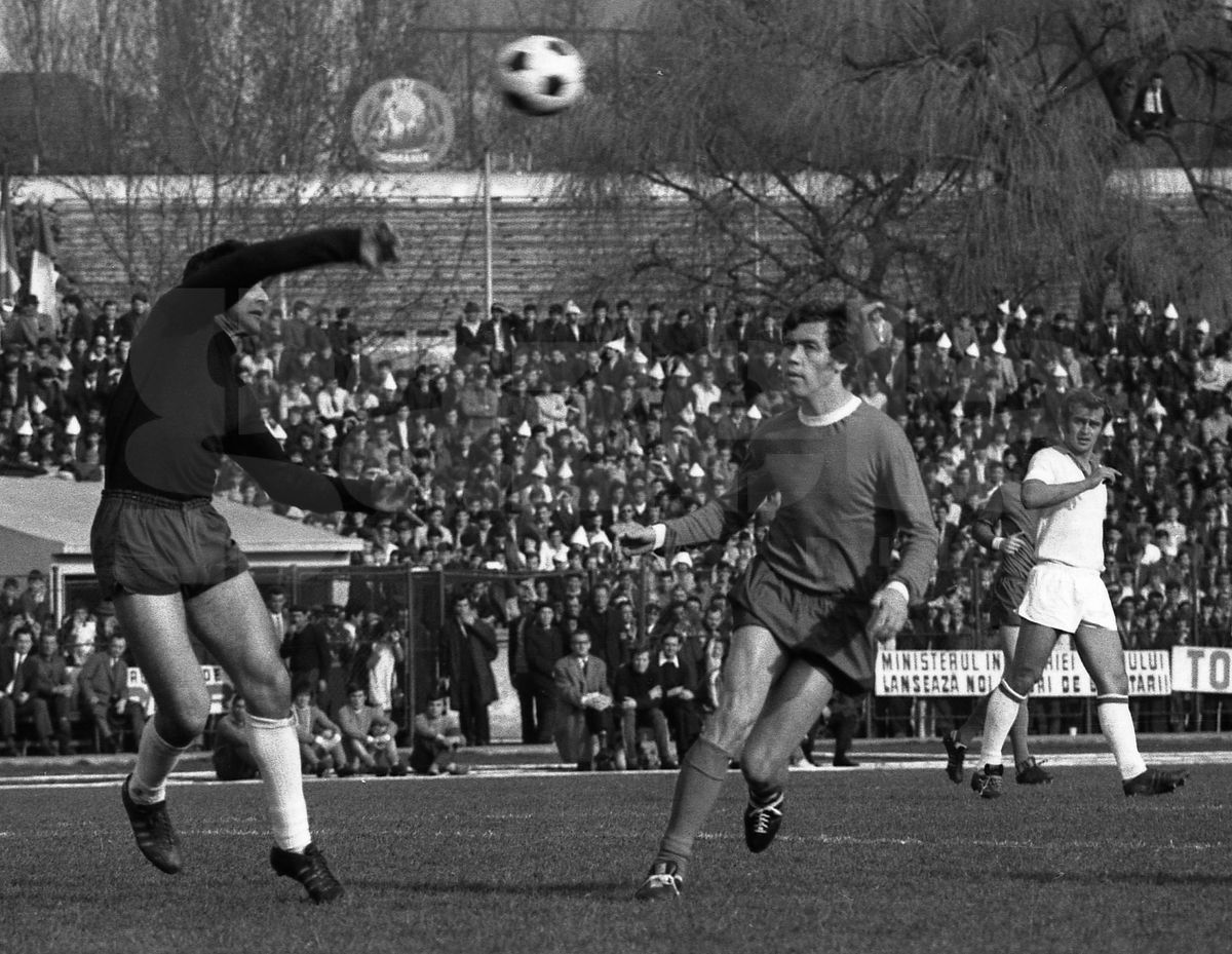 Retro Florea Dumitrache