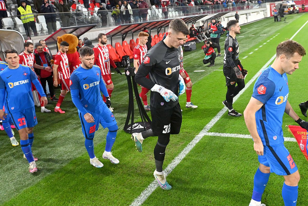 „Bă tăntălăule!” » A jignit titularul FCSB și i-a pus sare pe rană lui Becali: „Să tot dai peste adversari ca el”