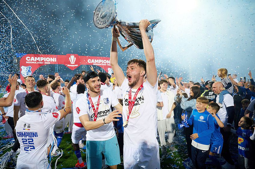 Farul sărbătorește al doilea titlu de campioană din istoria clubului