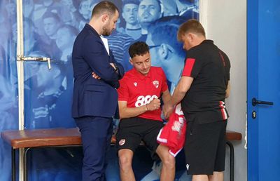 Dileme uriașe ale antrenorilor înainte de barajul Dinamo - FC Argeș » Burcă are dureri de cap cu accidentații, Vintilă cu regula U21