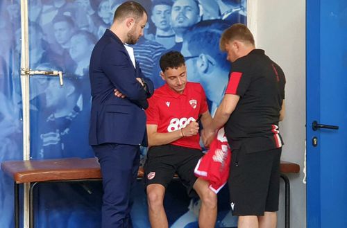 Dileme uriașe ale antrenorilor înainte de barajul Dinamo - FC Argeș » Burcă are dureri de cap cu accidentații, Vintilă cu regula U21
