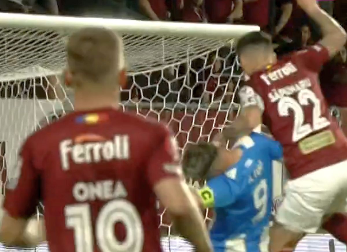 „Hoțule, hoțule!” » Două penalty-uri și o eliminare contestate puternic în Rapid - CSU Craiova