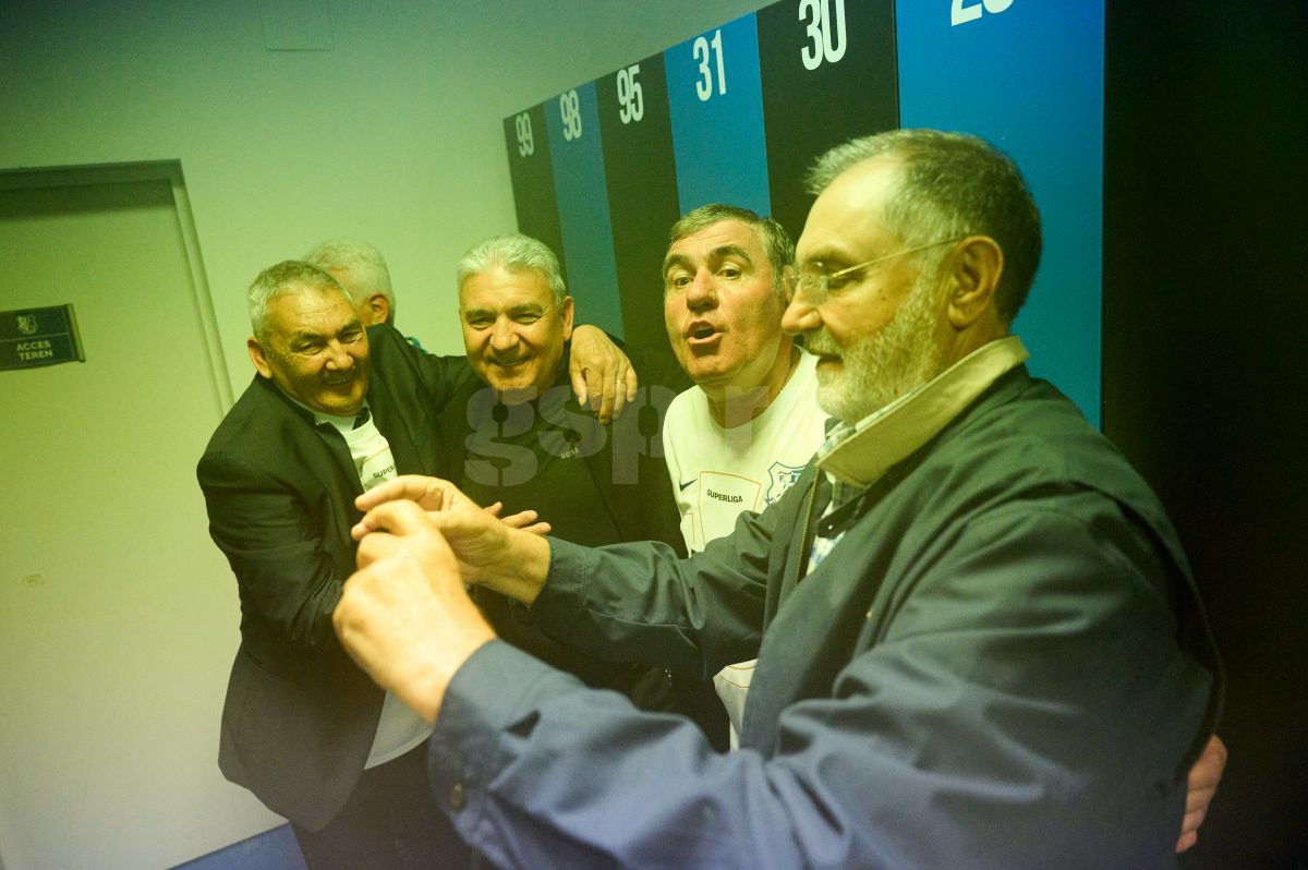 „Campionii s-au născut la Constanța!”  » Stere Halep a intrat pe teren după victoria Farului cu FCSB, apoi a făcut show la petrecerea campionilor