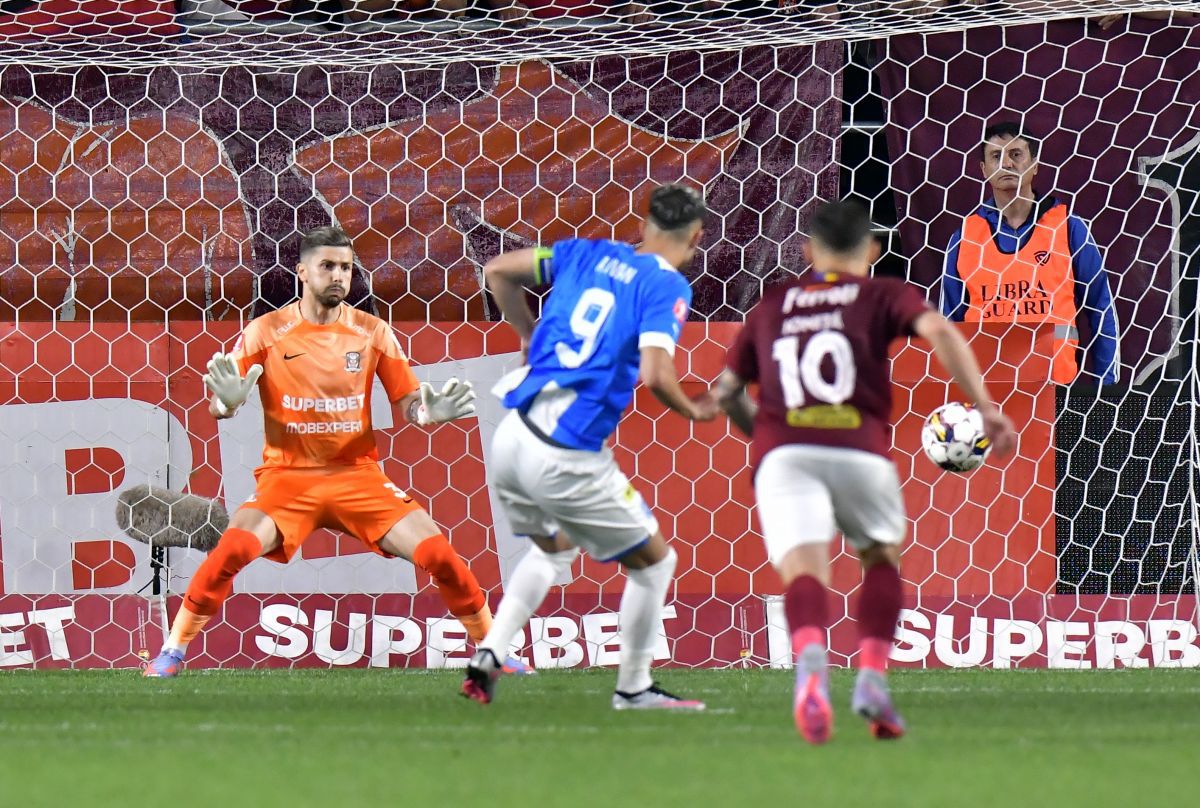 Rapid - CSU Craiova 2-3 » Adio, vis european! Rapid a jucat cu om în plus, dar a cedat pe teren propriu în fața „juveților”