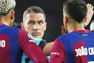 „Acesta este Istvan Kovacs” » Cum îl prezintă Marca pe arbitrul român înaintea finalei Europa League