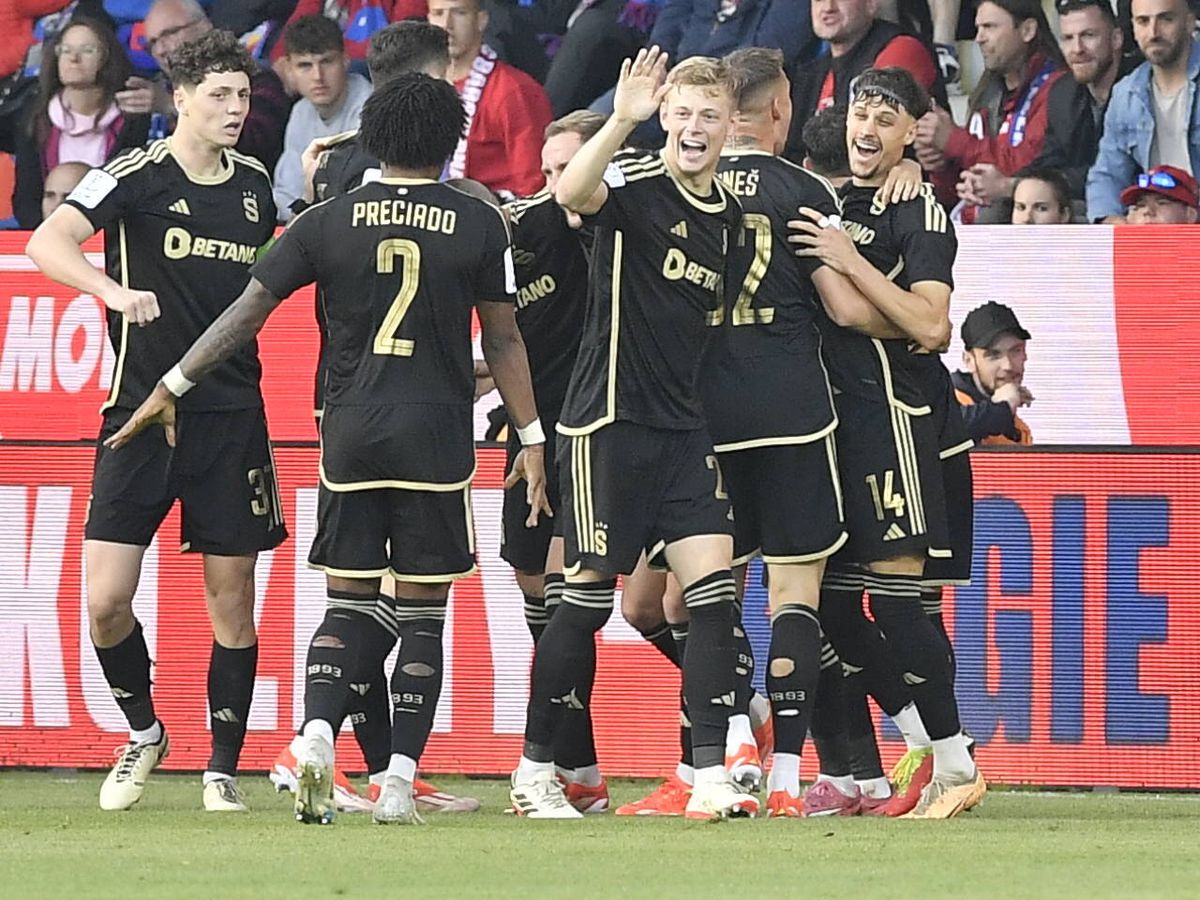 Incidente ȘOCANTE în Cehia » Haos după ultimul fluier al finalei Cupei