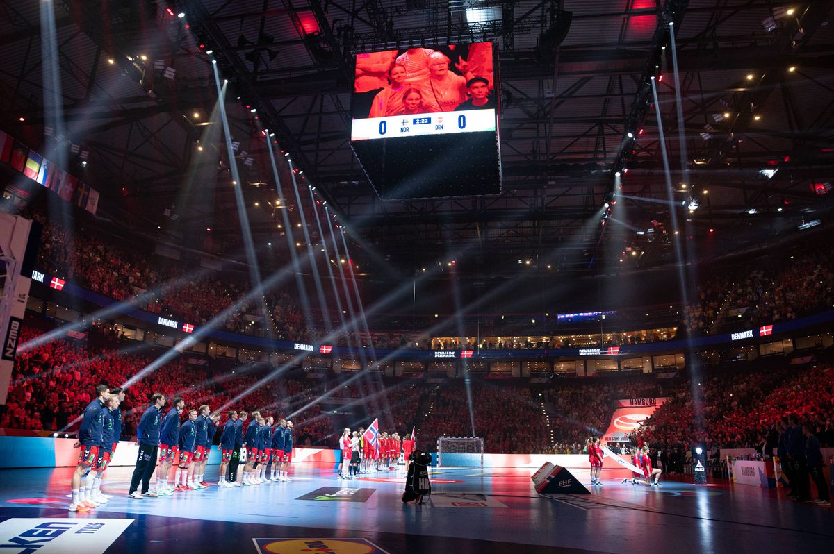 Au dat în mintea copiilor » Încălzire inedită la Hamburg, înainte de Dinamo - Rhein-Neckar Lowen